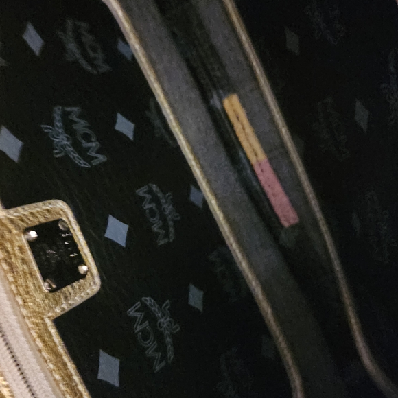 Authentic MCM Black Visetos Multicolor Stripe Clutch Vintage Bag Approx 12x8 1/2 - Picture 3 of 5